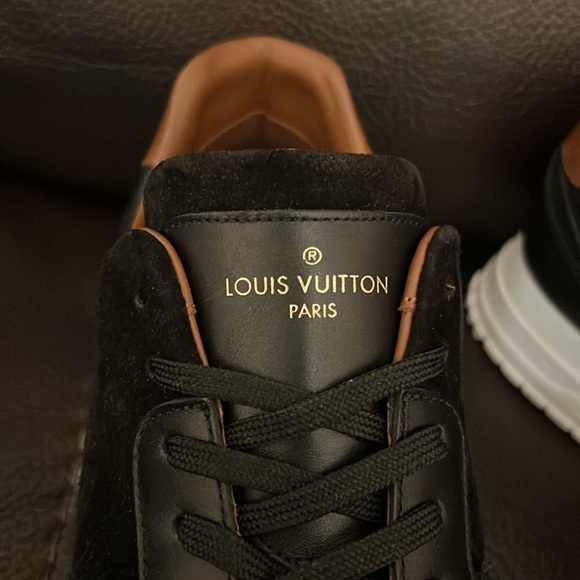 Louis Vuitton logo monogram suede leather run away sneakers NWB - Picture 3 of 9